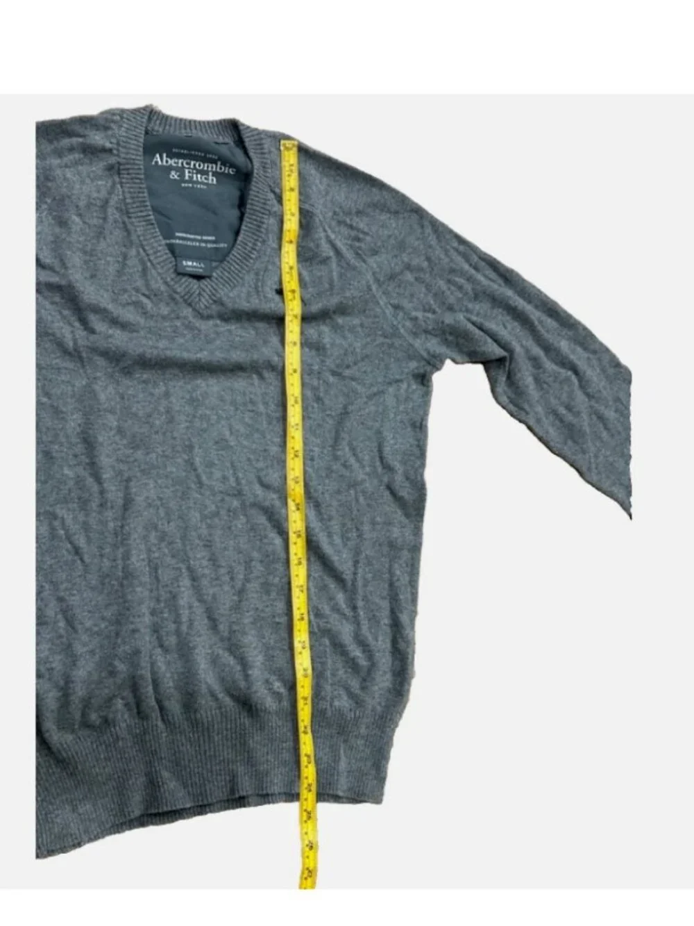 Abercrombie & Fitch V-Neck Sweater Mens Small Grey Wool Blend Pullover